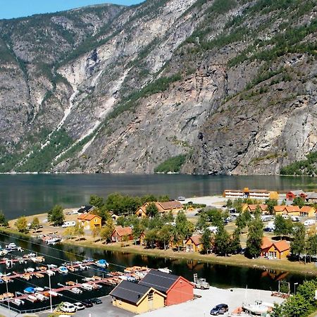 Laerdal Ferie- Og Fritidspark Lærdalsøyri Екстериор снимка