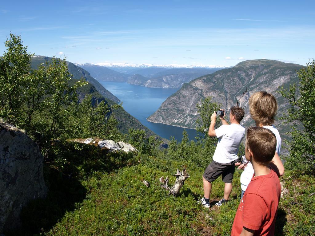 Laerdal Ferie- Og Fritidspark Lærdalsøyri Екстериор снимка
