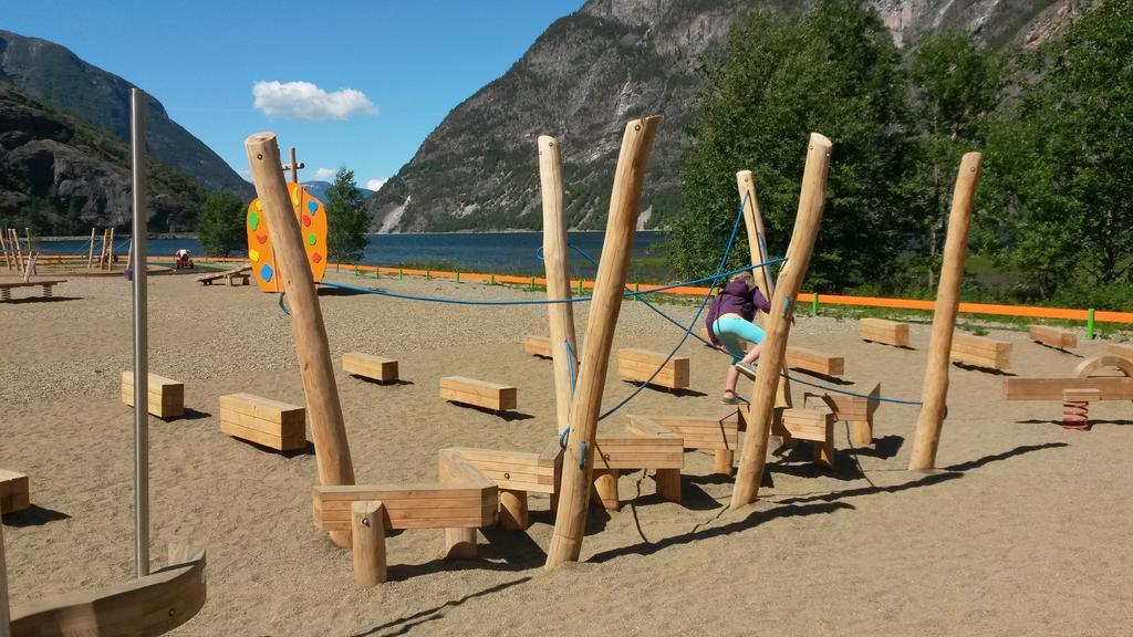 Laerdal Ferie- Og Fritidspark Lærdalsøyri Екстериор снимка